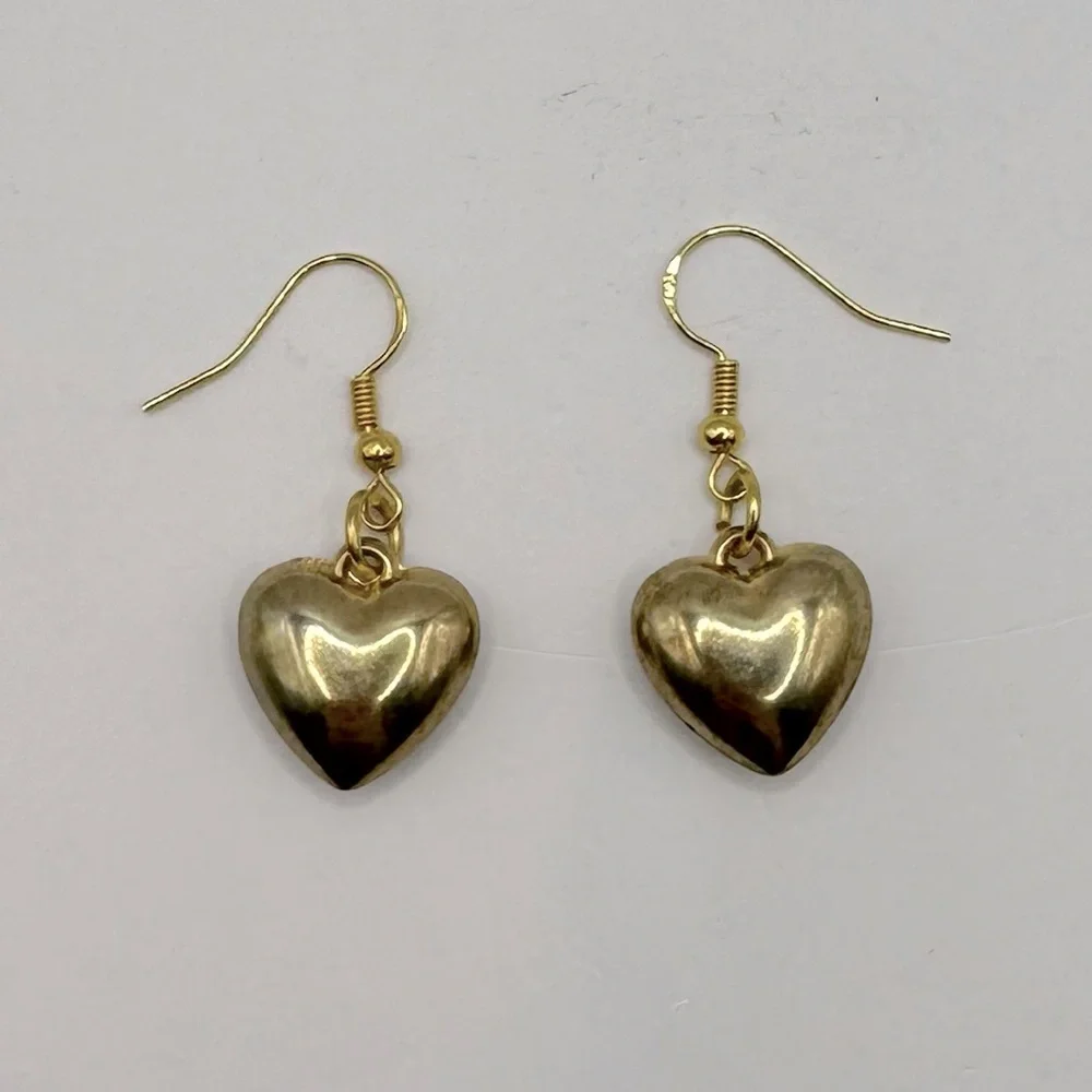 VINTAGE Gold-Tone Puffy Heart Dangle Earrings